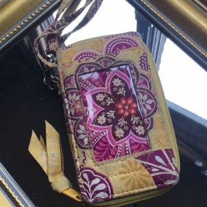 Vera bradley Bali gold wristlet